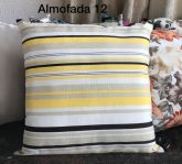Almofada listrada tecido Jacquard 45 x 45